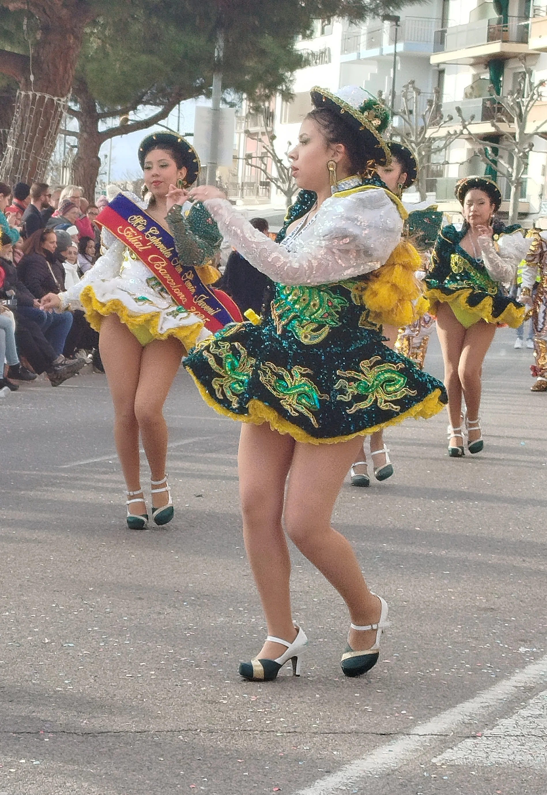 27 ALEGRIA FOLCLORICA