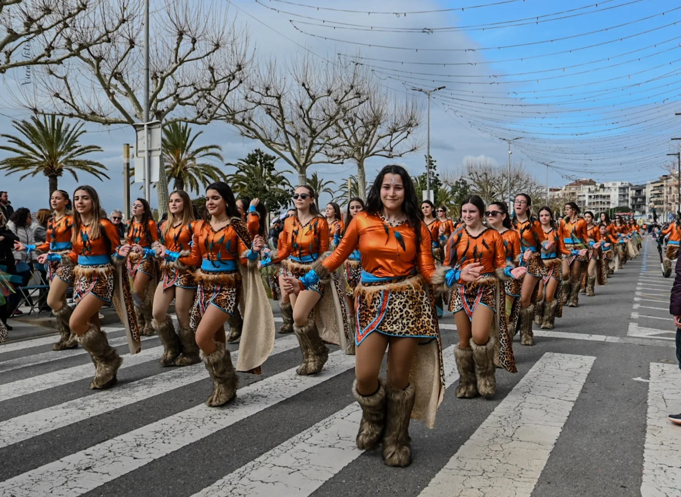 4 HALA HAKA, JA SON AQUI