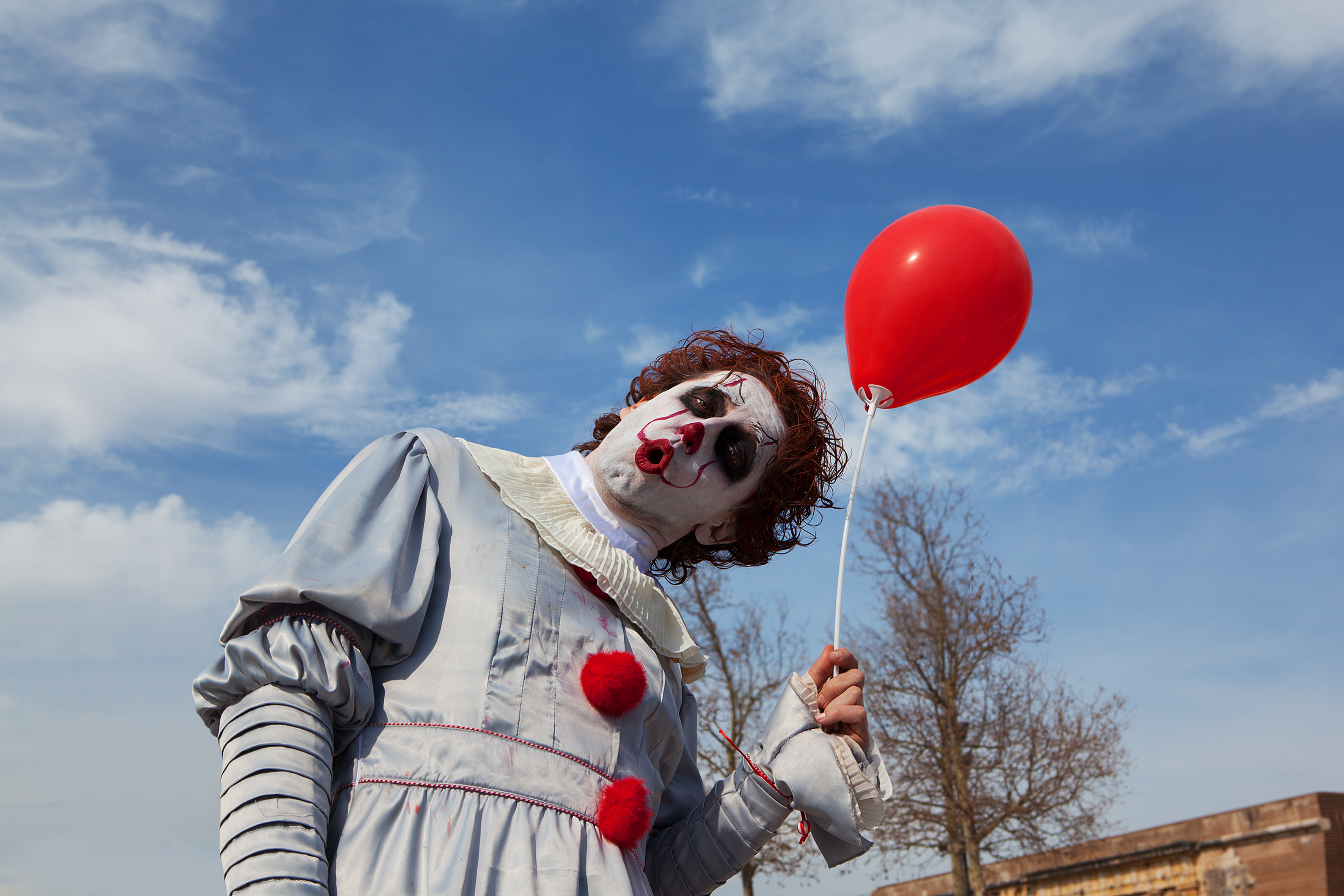 2019 - 2n premi: Pallasso amb globus. | © Miguel Planells Saurina